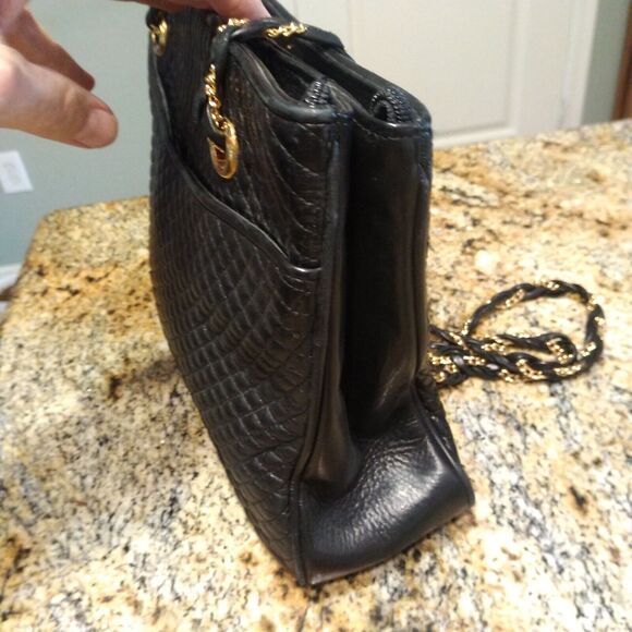 Bally Quilted Black Leather Gold Chain Strap Tassle Tote Purse Shoulder Bag Vtg - Picture 6 of 14